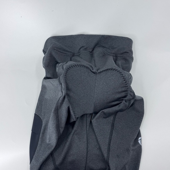 Pearl Izumi Gray Fabric Detail - Picture 4 of 7